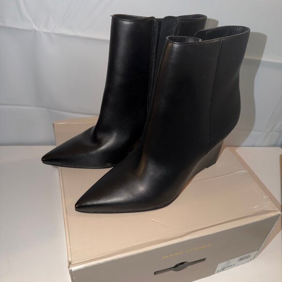 Marc Fisher Wendel2 Black Wedge Ankle Boots Pointed Toe Size 8.5 - Picture 7 of 8